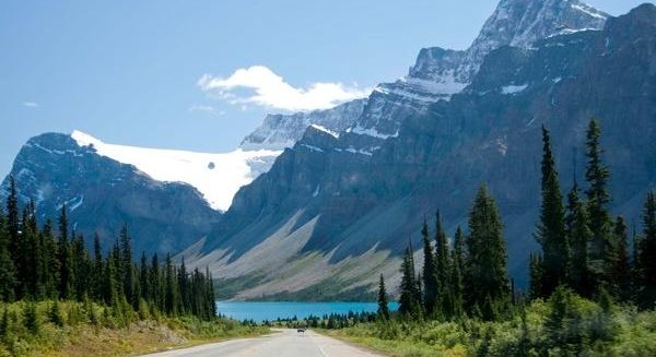 Columbia-icefield-parkway